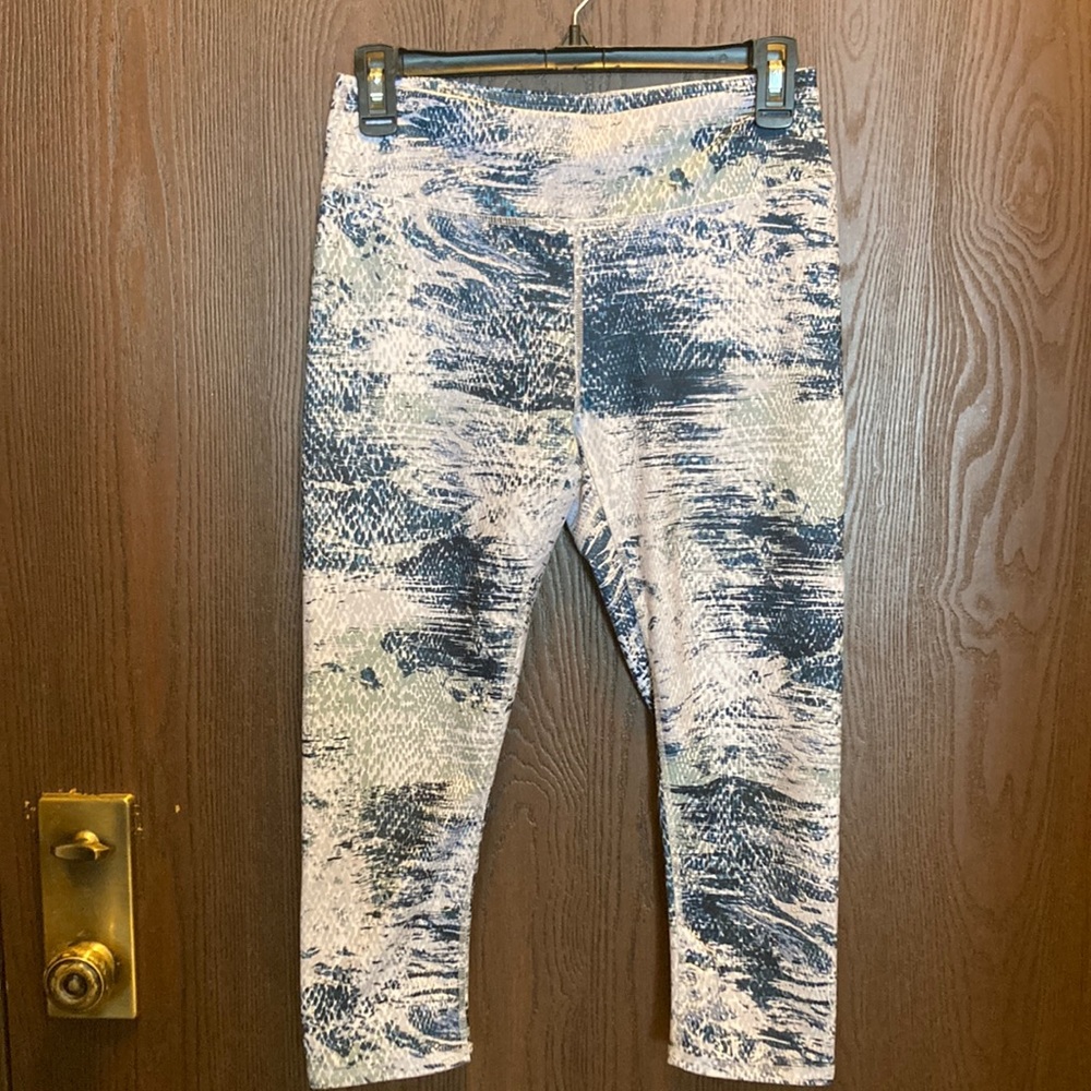 L Fabletics leggings